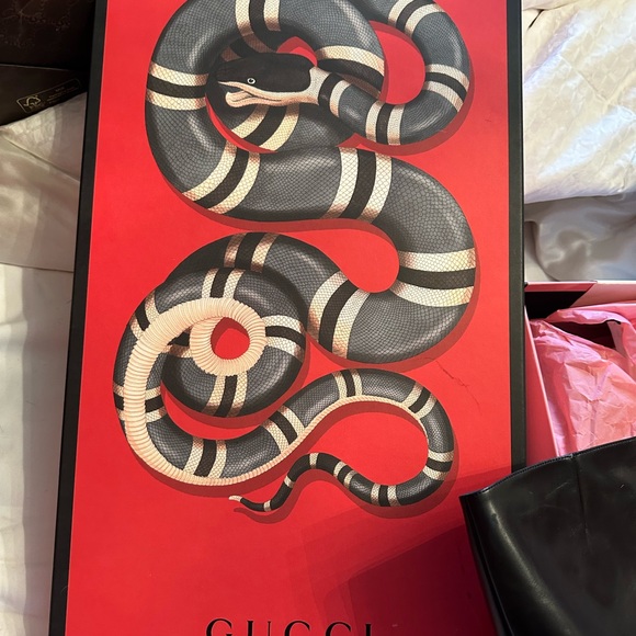Gucci brand new never worn boots. - Picture 4 of 8